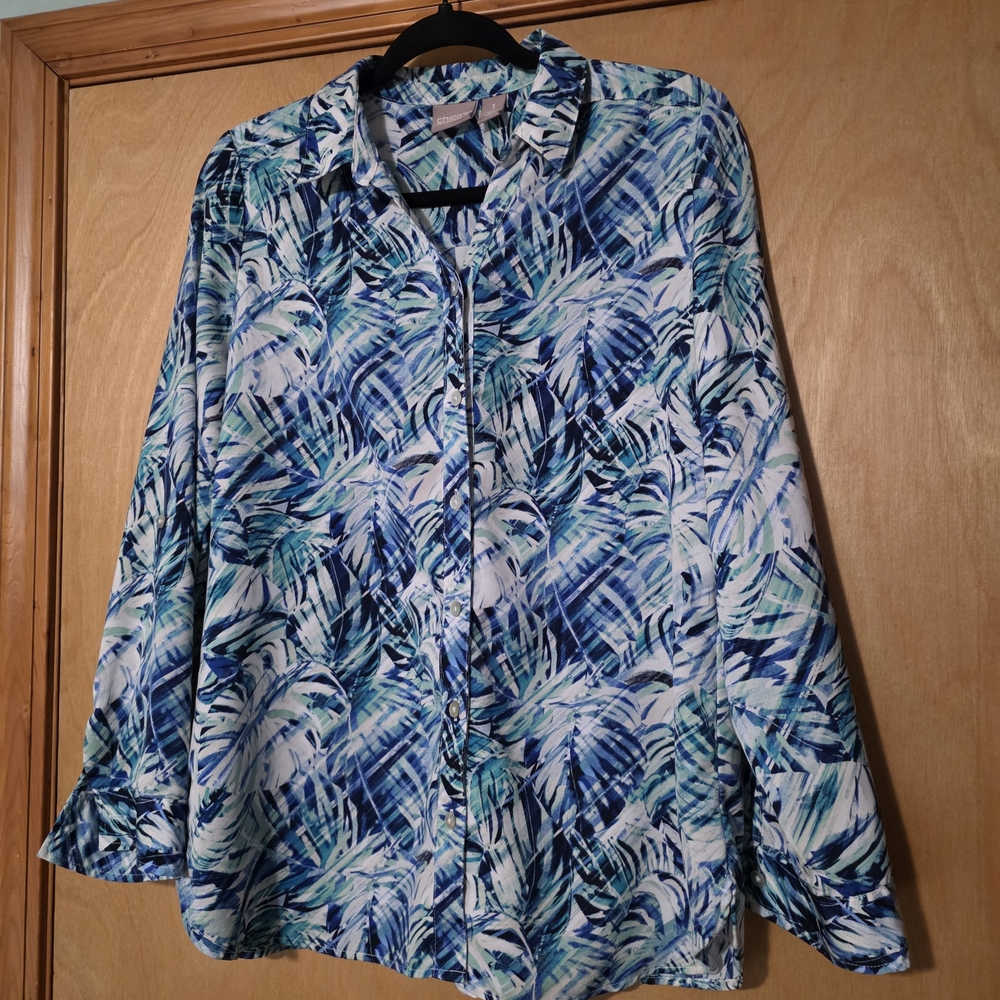 Chico's Tropical Blue and Green Button Down Shirt Size M